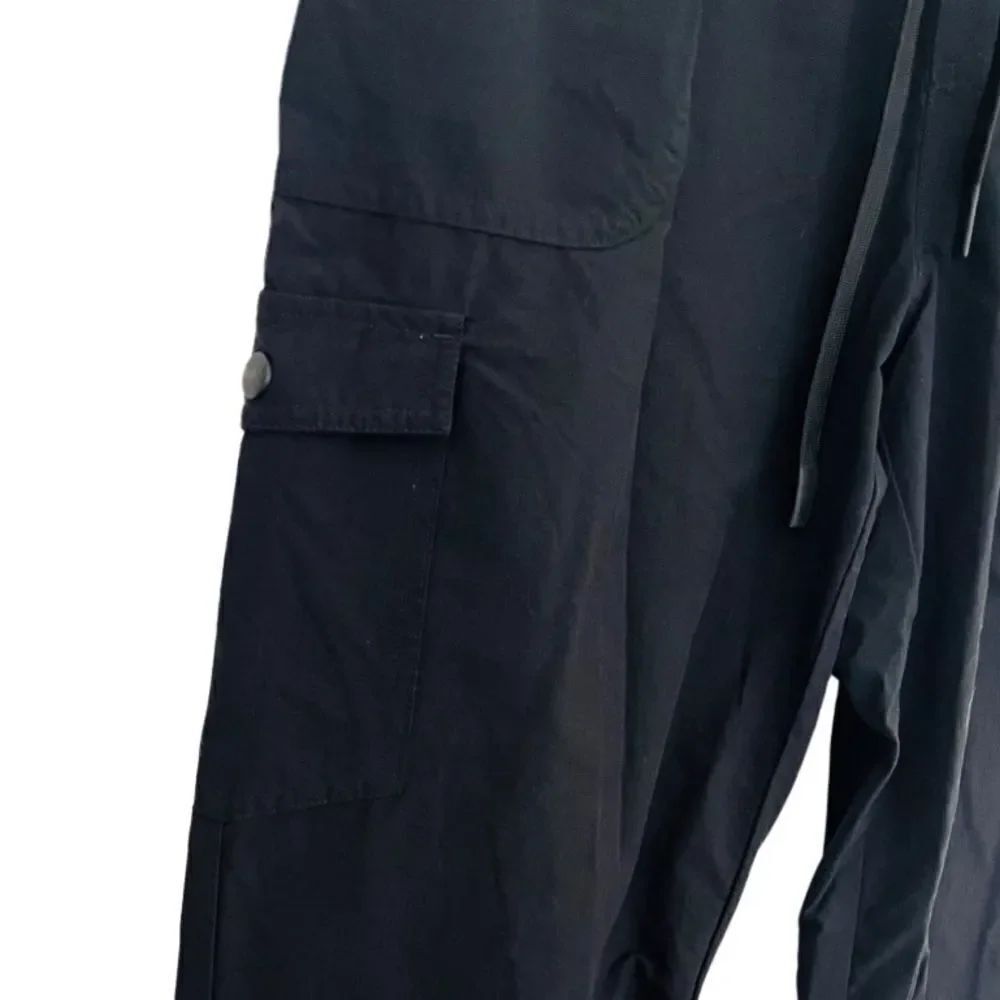 Eddie Bauer Black Outdoor Side pocket Capri Pant , elastic waistband Size M - Picture 5 of 7
